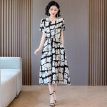 1009 New stylish and chic cotton dress for young women, summer floral print, slimming, made of synthetic cotton, suitable for outerwear, item number 5293 - Image 10